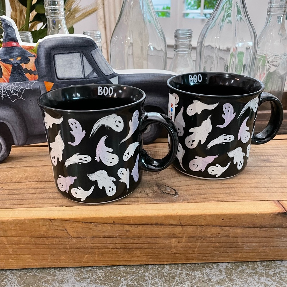 NOVOGRATZ 2022 BLACK SHINY GHOST MUGS 2
